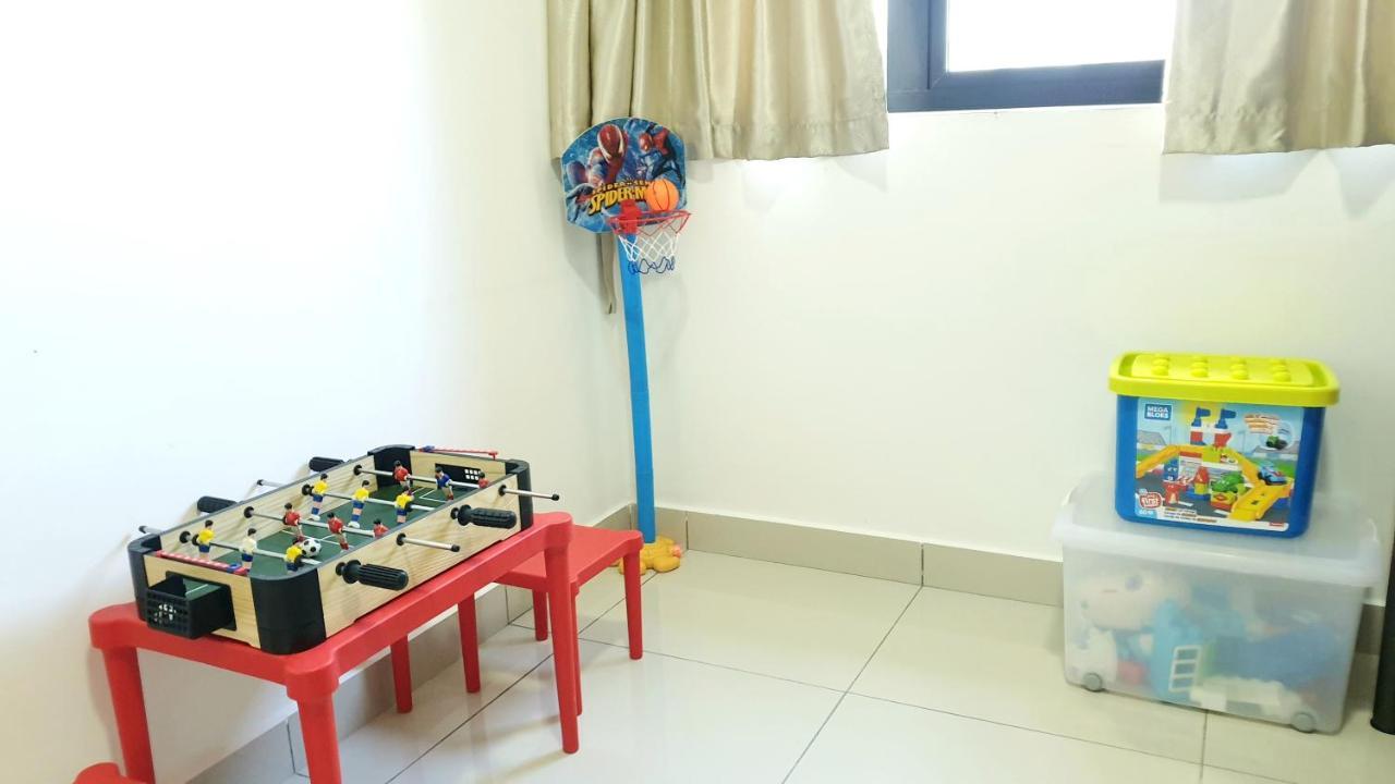 Kimura Ryokan Legoland Nusajaya Нусаджайя Экстерьер фото